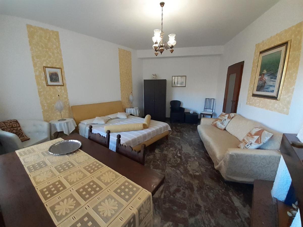 Saglia Apartments Malcesine Exteriér fotografie
